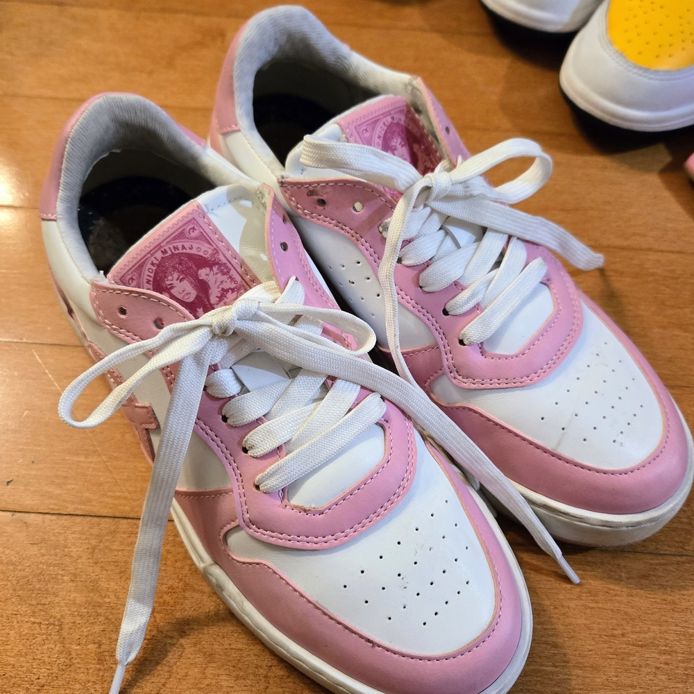 LOCI x Nicki Minaj Pink Friday Atom Shoes White/ Pink Size 6.5 - Picture 4 of 8